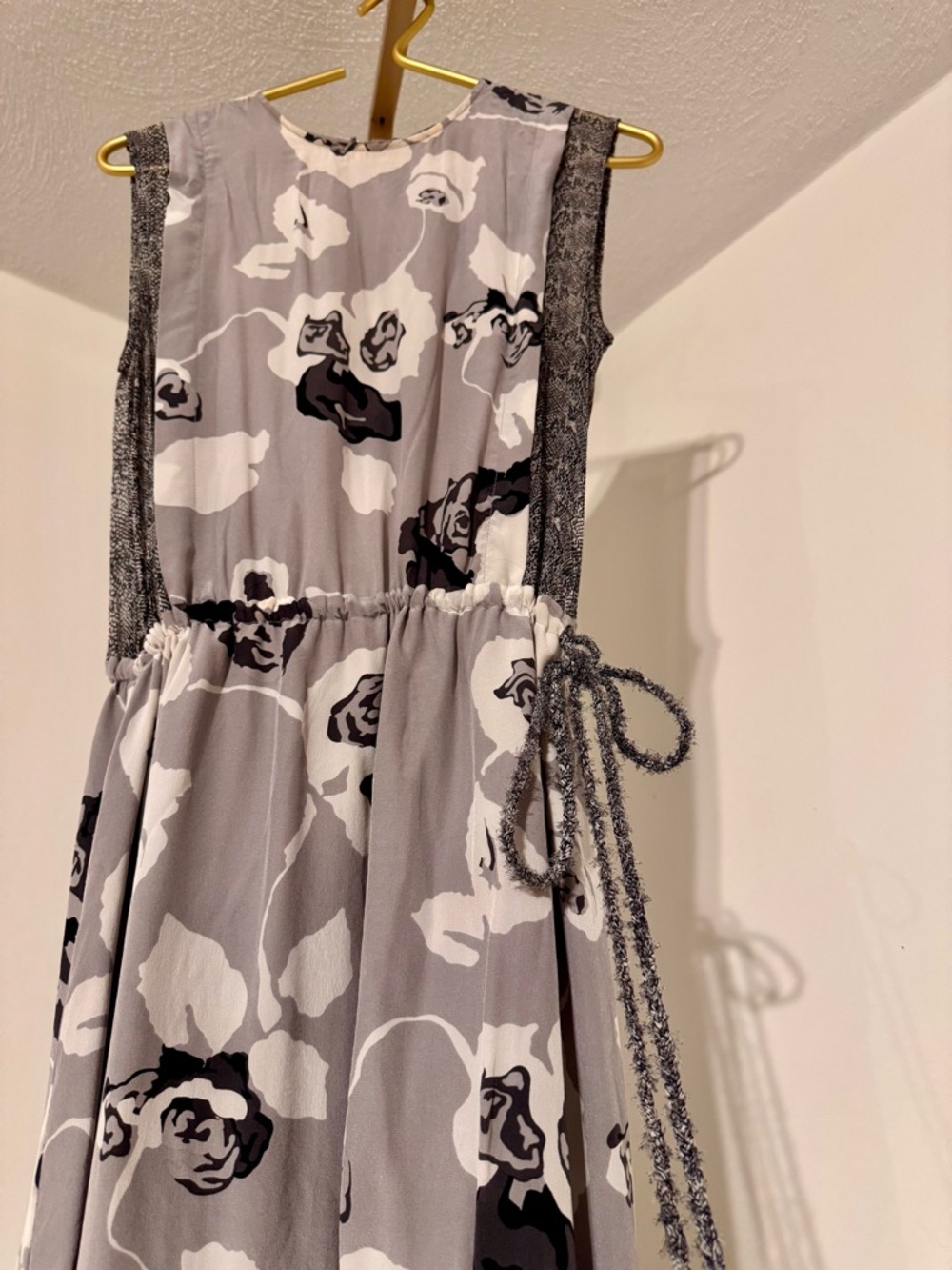 Winter Kate Gray and Black Floral Maxi Dress - Picture 7 of 12
